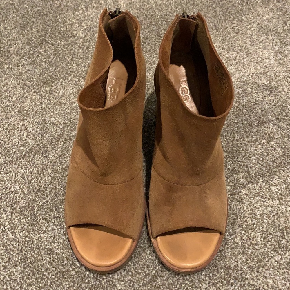 Ugg Ginger Bootie - image 3